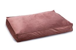 Designed by Lotte Nalino Hundemadrass - Rosa