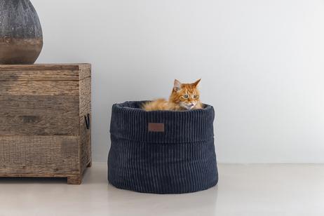 Designed by Lotte Kattekurv i Ribbestoff,  Antrasitt - 35cm (51-716278)