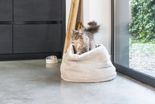 Designed by Lotte Kattekurv i Ribbestoff,  Grå - 35cm (51-716170)