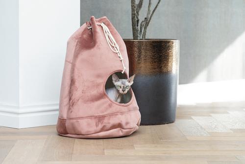 Designed by Lotte Vilar Kattehule,  Rosa - 60cm (51-704897)