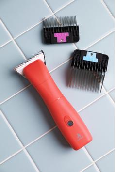 Andis eMERGE Wide Blade Klippemaskin - Orange (9-562278)