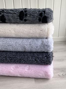 Fiberpels Vetbed Hundeteppe - Potetrykk (10-0122825)