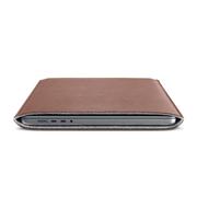 WOOLNUT Woolnut Leather Sleeve for MacBook Pro 16" - Cognac