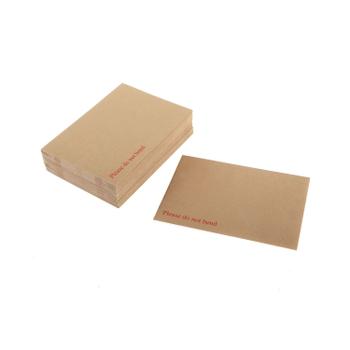 Q-CONNECT C3 Envelope 450x324mm Board Back Peel and Seal 115gsm Manilla (Pack of 50) KF01409 (KF01409)