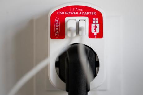 ednet Ladeadapter 220V + 2xUSB 5V/3.1A (1x 2.1A, 1x 1A) (EDNET-31804)