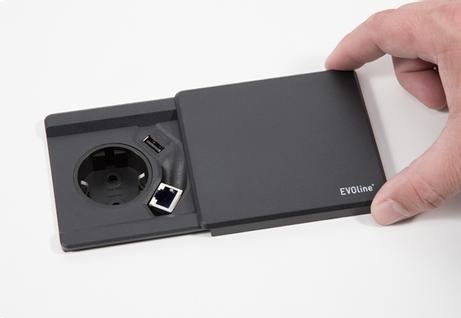 EVOline Square80 sort - 1x stikk 1x 1000mA USB lader Qi Cat.6 (1504333)