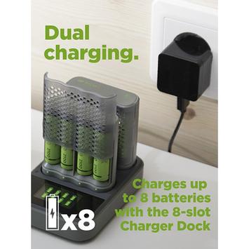 GP ReCyko hurtigladestasjon m/8x AA-batterier 2600mAh NiMH oppladbare (202243)