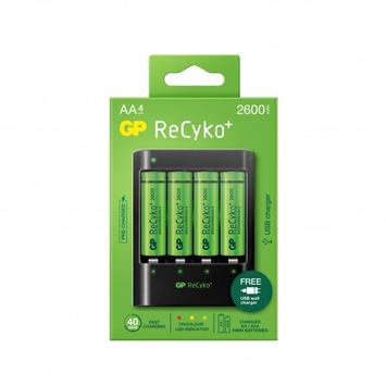 GP ReCyko lader m/4x AA-batterier 2600mAh NiMH, inkludert micro-USB-lader og veggadapter (202229)