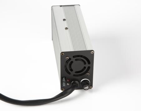 Ontario 10A batterilader for LiFePO4 - lithium - 14.6V (DL-240W)