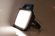 Tundra Arbeidslampe 20W LED oppladbar m/ USB-uttak (101-LY3312)