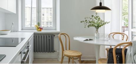 Aneta Lighting ALFA taklampe, svart, E27, ringer i krom og matt messing inkl. (7041661271111)