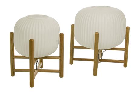 Aneta Lighting VINDA bordlampe,  tre/hvit, med glasskuppel (7392986772846)