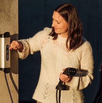 DEFA Solid Charger (1500913)