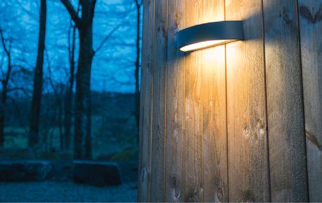 SG Slank veggarmatur Curve Hvit 10W LED 550lm 3000K IP65 (3104800)