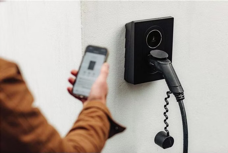 Zaptec Go 2 Ladestasjon Sort 7,4-22 kW IT/TN (1503908)