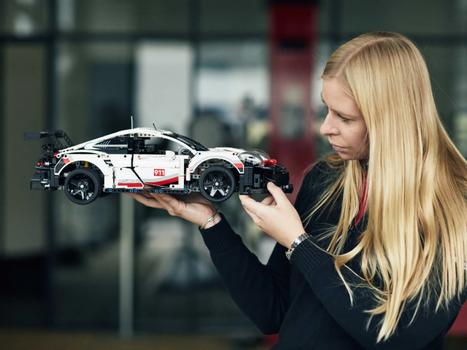 LEGO Technic Porsche 911 RSR - 42096 (42096)