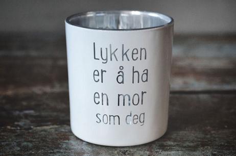 Trend Design Telysholder 'Lykken er å ha en mor som deg" H8cm glass (298-381715)