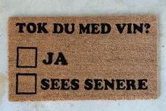 Trend Design Dørmatte_"Tok du med vin?"