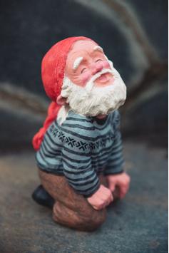 Midthun Nisse 2020 På-kne 20cm