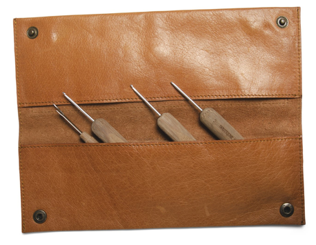 Muud Hattie Oppbevaringsetui Skinn Whisky (569-QB-4341-whisky)