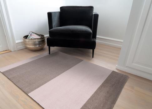 Tica Copenhagen Gulvmatte Stripes LysRosa-Sand 90x130 (424-101207)