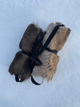 Granberg  Reinsdyrskinn Sitteunderlag bærerem impregnert,  norsk (668-1004402)