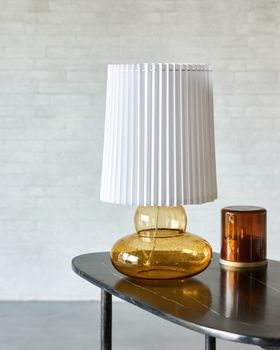 House Doctor Ribe Bordlampe med skjerm, Amber