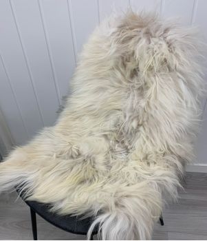 Espegard Villsau Skinn Lys 80cm