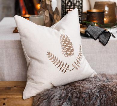 Lama Putetrekk Kongle Offwhite 50x50cm (415-34126)