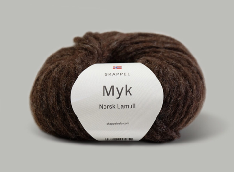 Skappelstrikk Myk Norsk Lamull 3010 Moccabrun,  50g (697-myk-3010)