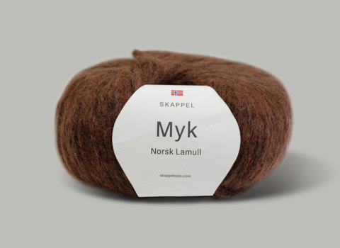 Skappelstrikk Myk Norsk Lamull 3014 Kastanjebrun, 50g
