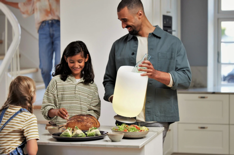 Kooduu Atmos Vinkjøler-lampe-høyttaler,  Jacob Jensen design, messing (711-KO10-0204LS026-00)