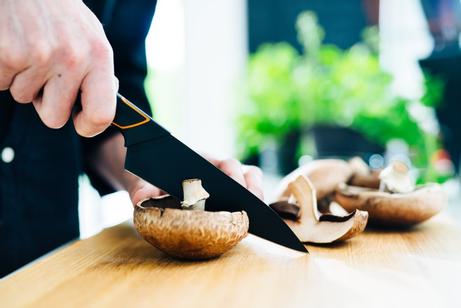 Fiskars Edge Liten Kokkekniv 15cm (658-1003095)