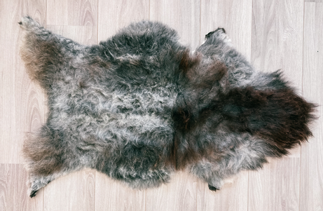 Granberg  Norsk Villsauskinn Mørk 85x40