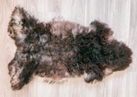 Granberg  Norsk Villsauskinn Mørk 85x40 (688-2001129-dark)