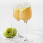Frederik Bagger Crispy Madame Hvitvinsglass Emerald_2stk (433-10460)