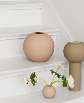 COOEE Ball Vase Blush 20cm (389-HI-028-03-PP)