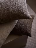 Svanefors  Trond Putetrekk Boucle Beige 35x80 (718-1334-52-021)