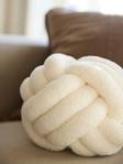 Svanefors  Pute Ball Offwhite Ø22 (718-1485-49-002)