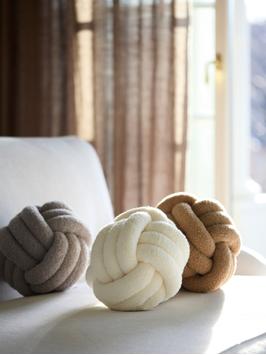 Svanefors  Pute Ball Grå Ø22 (718-1485-49-010)