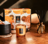 Voluspa Gavesett Duftlys+Duftpinner Spiced-Pumpkin-Latte (703-V74321)