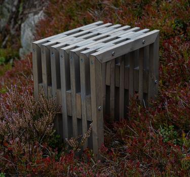 EcoFurn D-Bench/ Sidebord 45 Furu-Grå (539-93772)