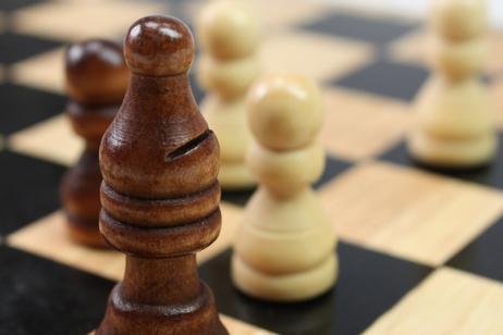 Tactic Deluxe Sjakk Tinnboks 31x31 (582-14001)