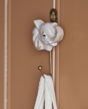 Bloomingville Nosa Knagg Elefant