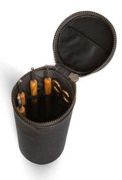 Muud Holly Oppbevaring Strikkepinner H20_Sort (569-QB-4354-black)