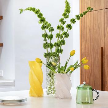 &Klevering Marshmellow Vase Gul Ø12xH30 (712-2896-04)