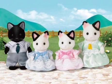 Sylvanian Families Tuxedo Kattefamilie 4stk