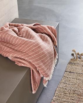 House Doctor Alice Pledd Dusty-Berry 140x200