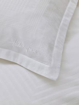 Halvor Bakke Exo Sengesett Bomullsateng Optical-White (479-116960, 116961, 116962)