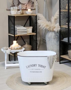 Chic Antique Skittentøyskurv på hjul